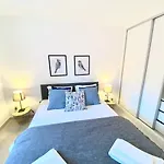 House Of Comfort 1 Lisbon Central Apartment